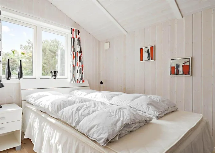 Holiday home 076-ringkobing-irisvej-19 *